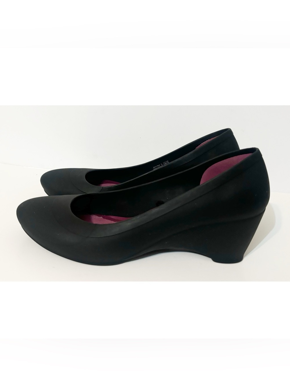 Crocs Lina Pumps Womens Size 9 Matte Black Dual Comfort Slip On Wedge Shoes